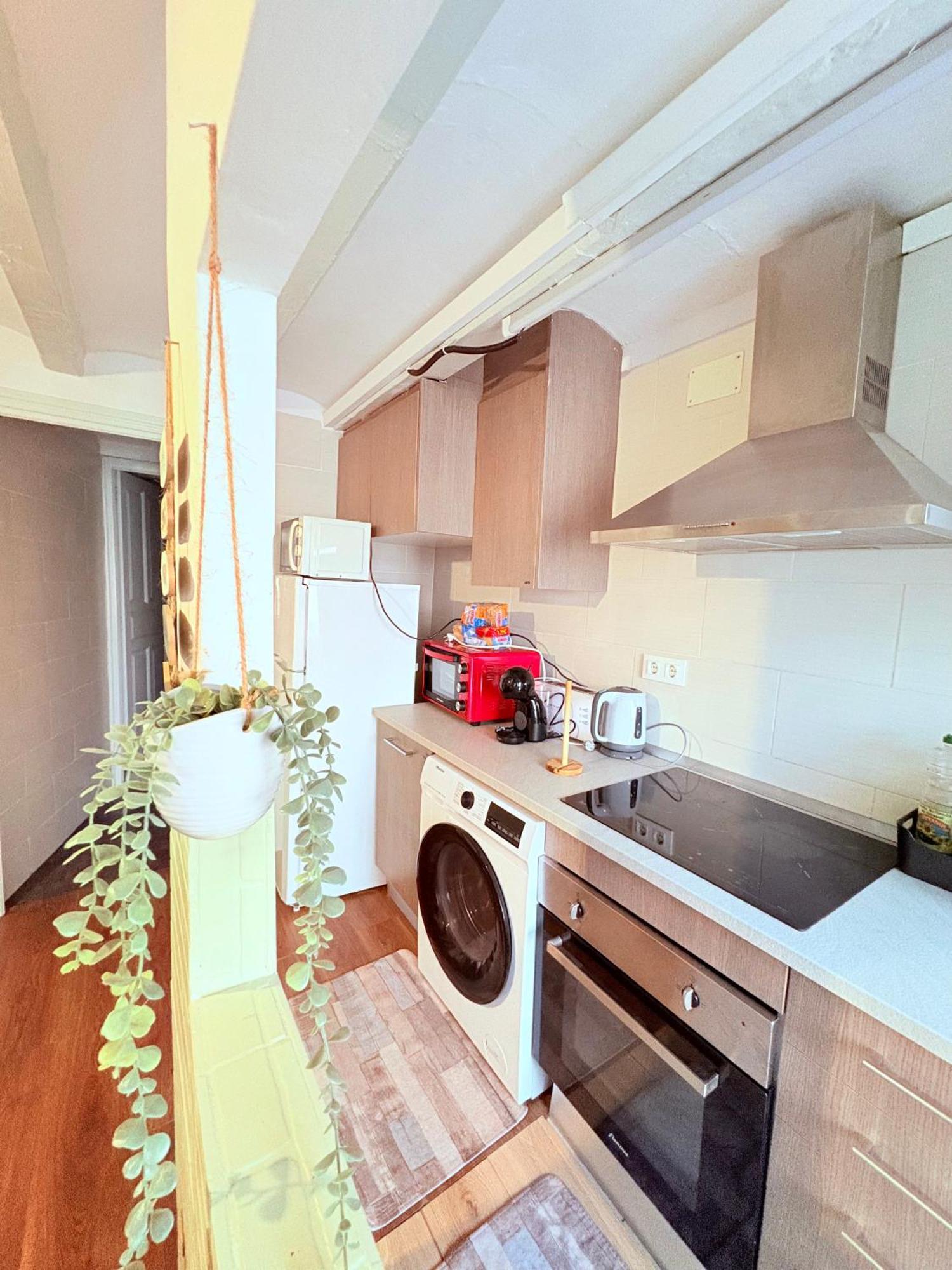 Stunning Flat For 6 People 3 Blocks From The Beach Plus Welcome Breakfast Barcelone Extérieur photo